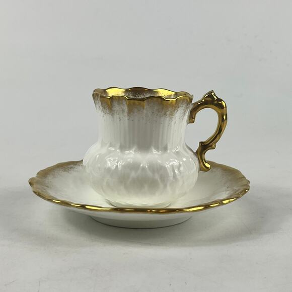 Hammersley Bone China Teacup & Saucer Set White Embossed Heavy Gold Trim England - Picture 2 of 13